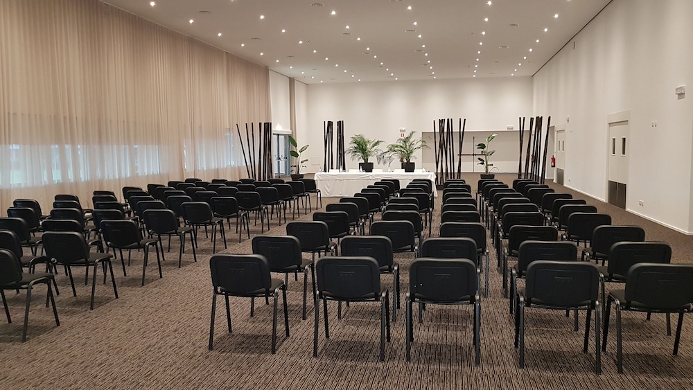 Algarve Race Resort Hotel 50/64