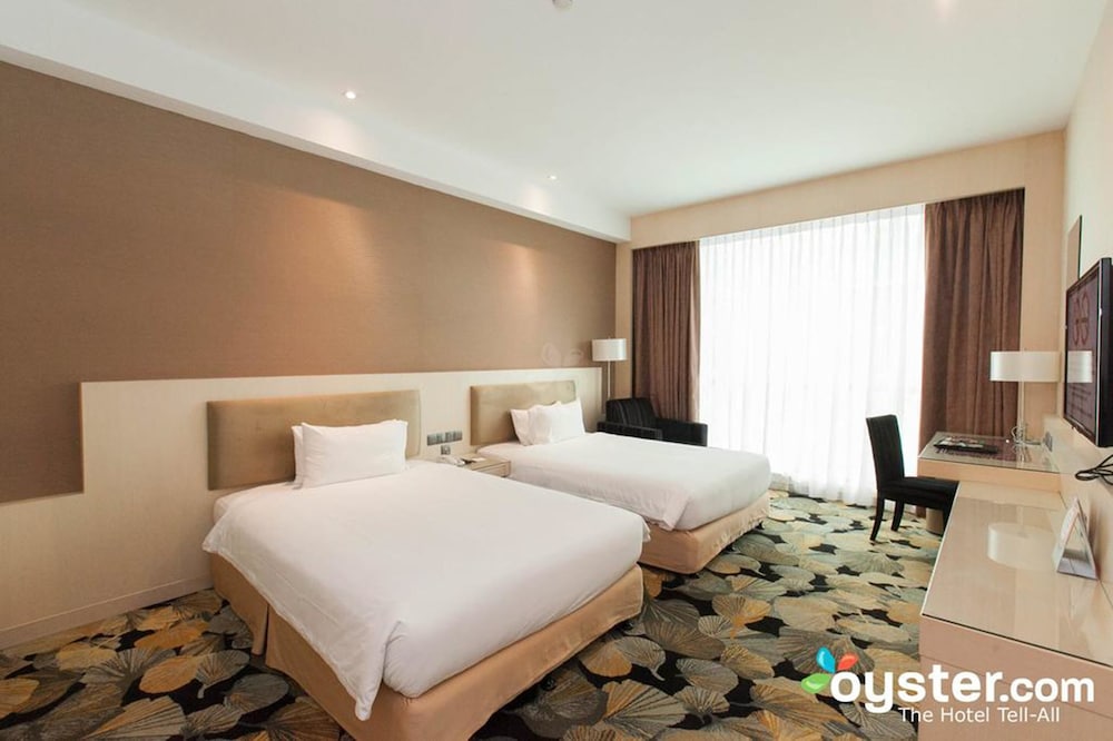 Imperial Hotel Kuching 12/41