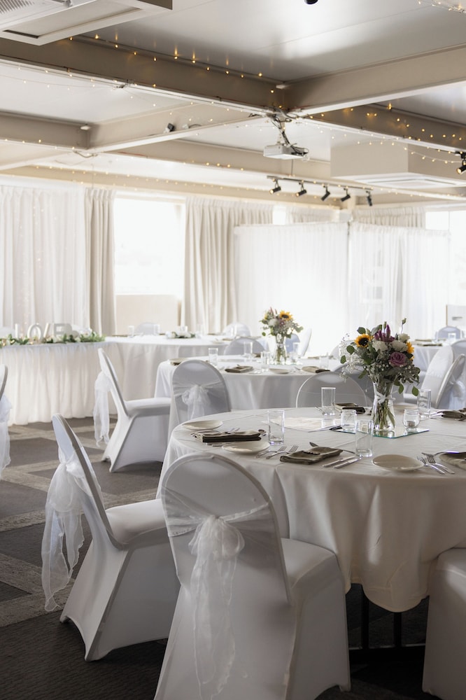 Mercure Centro Port Macquarie 58/68