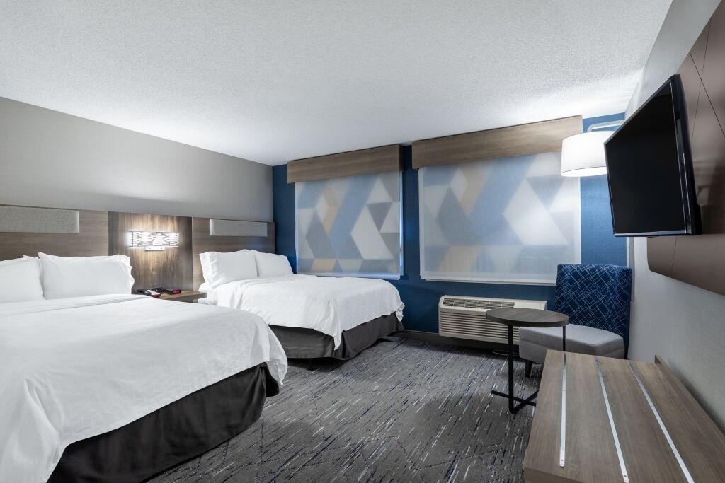 Suite, Multiple Beds