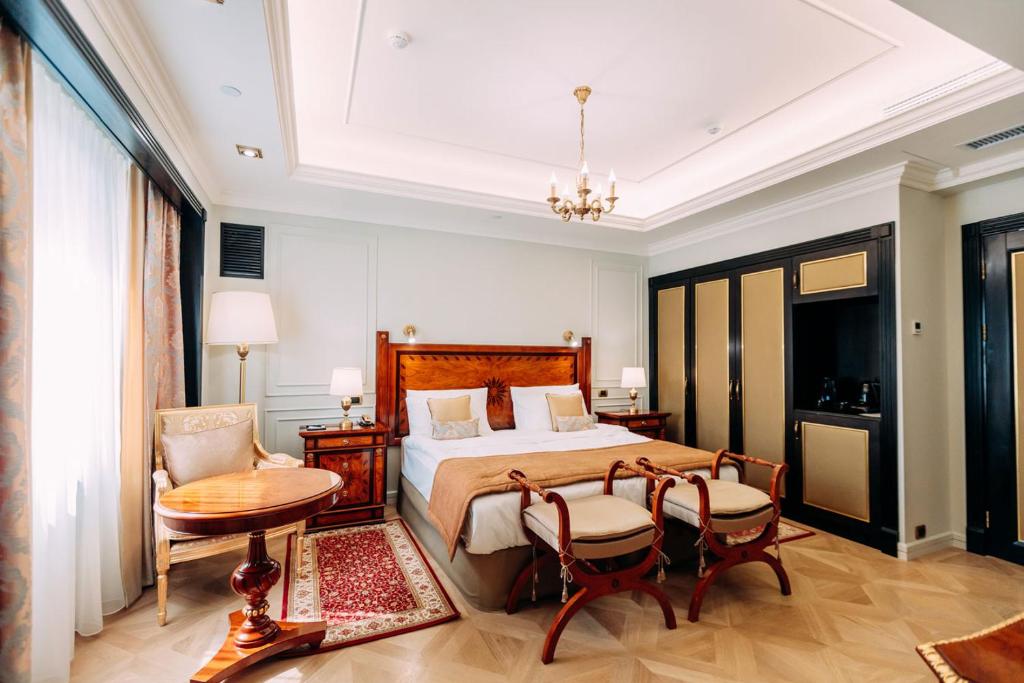Room at Golden Palace Hotel Yerevan, YEREVAN