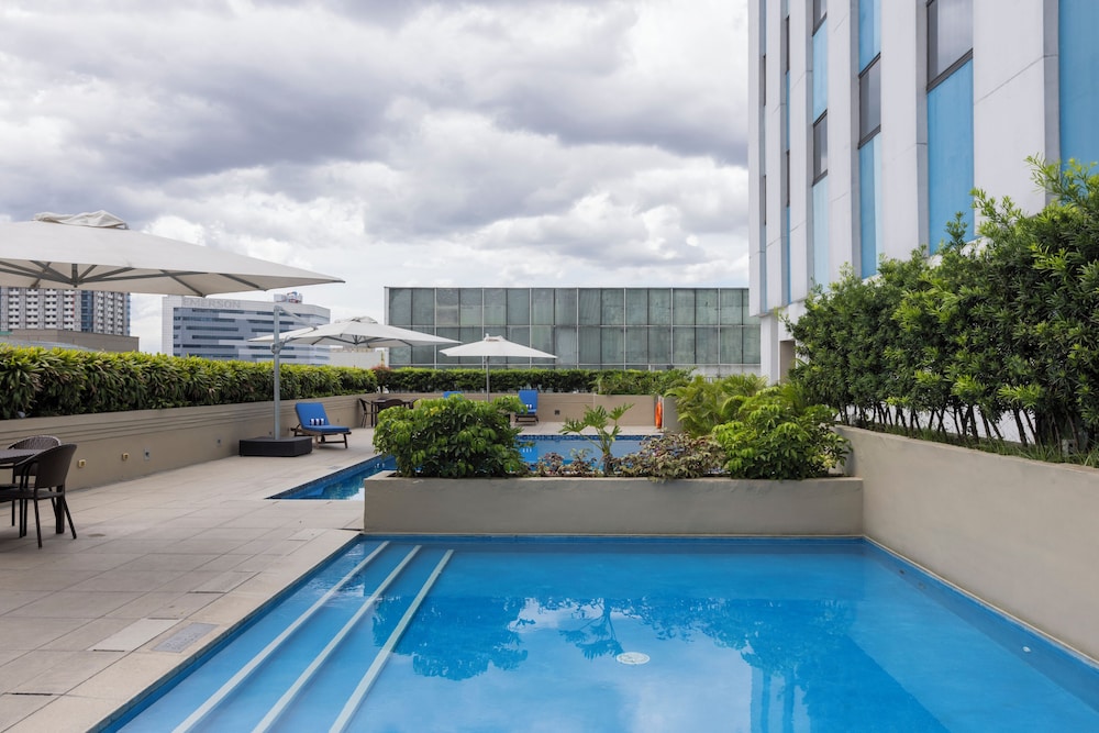 Park Inn By Radisson North Edsa 66/71