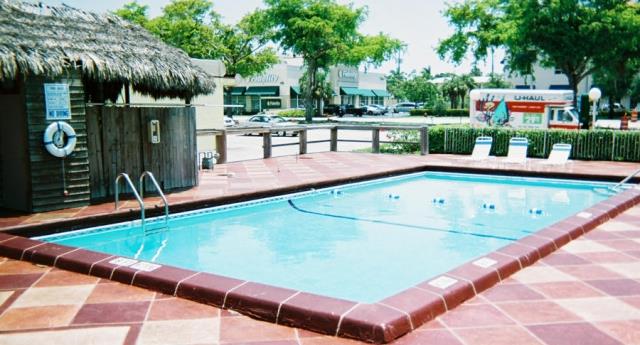 America's Best Inn Fort Lauderdale 2/2