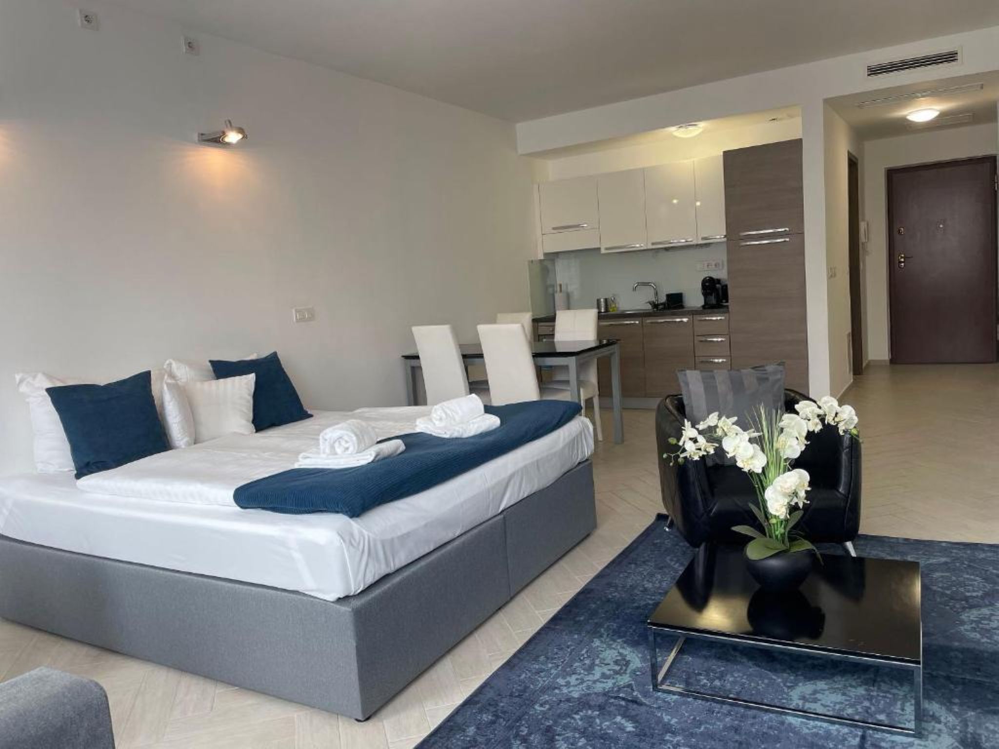 SWU Carrara Apartments 14/48