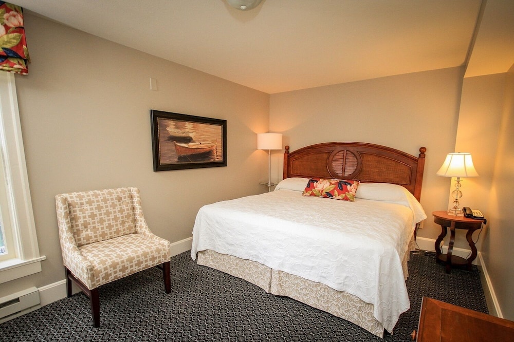 كوخ بسرير كوين، Harbour View Inn 5/10