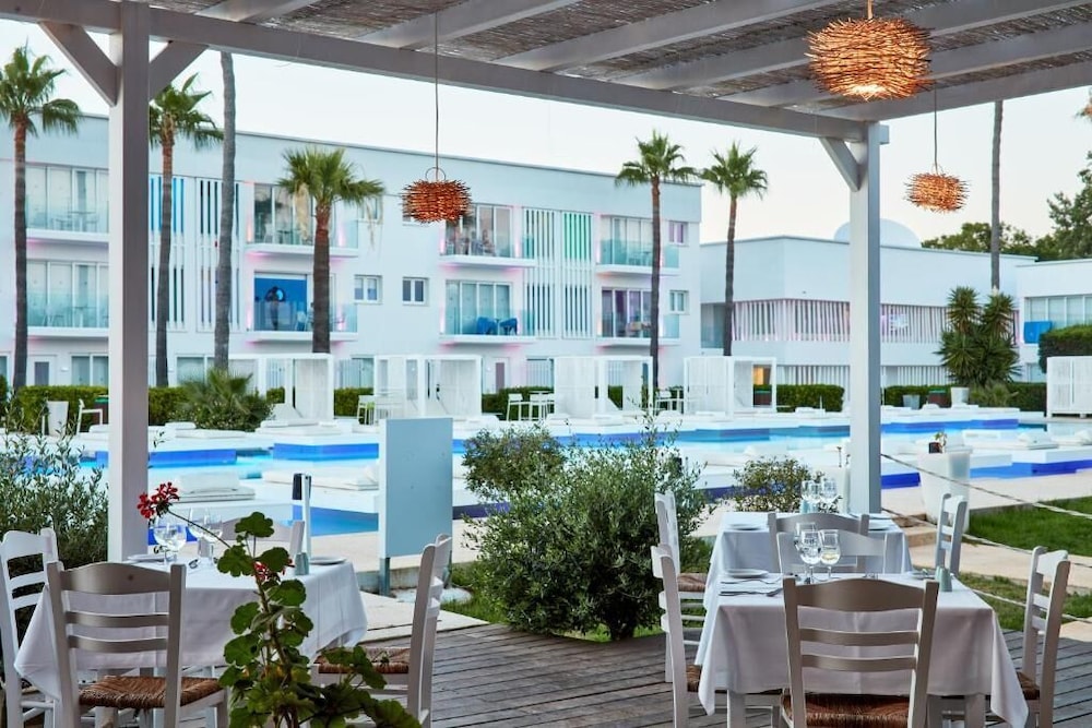 So Nice Club Resort 41/55