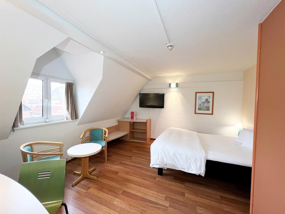 ibis Erfurt Altstadt 24/67