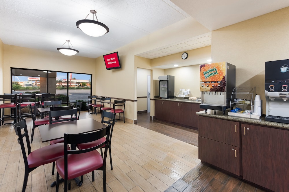 restaurant-cafeteria