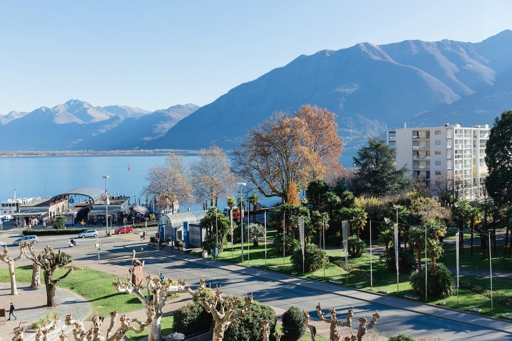 Hotel Du Lac Locarno 52/57