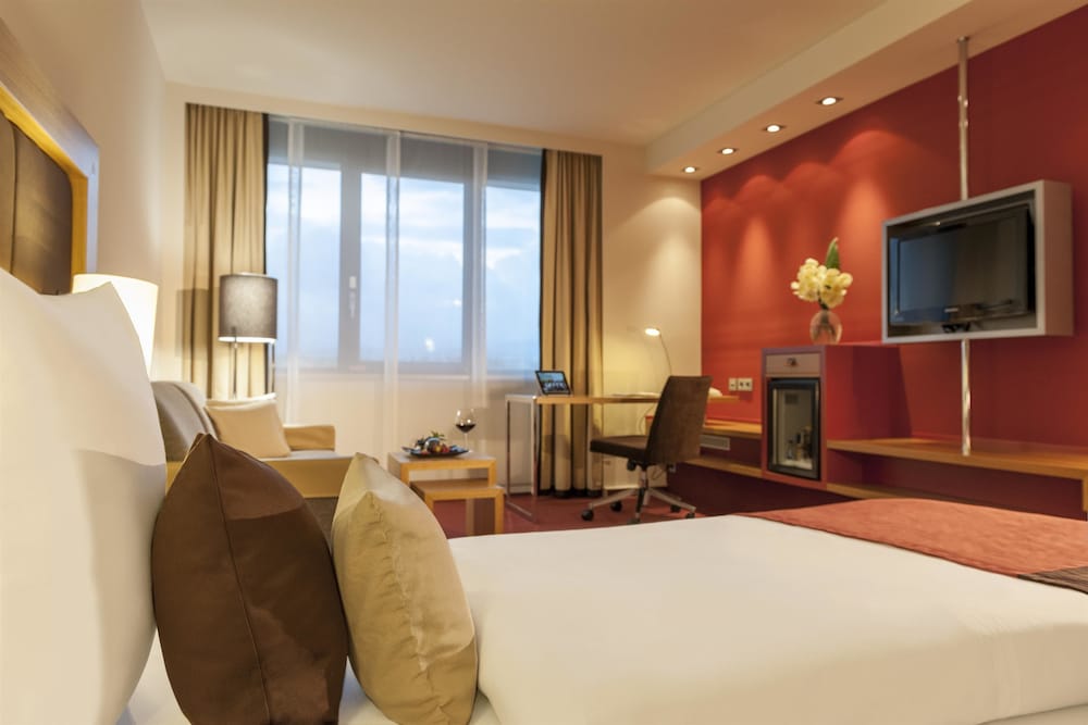 Sunday Hotel Main Taunus Frankfurt/Sulzbach 29/67