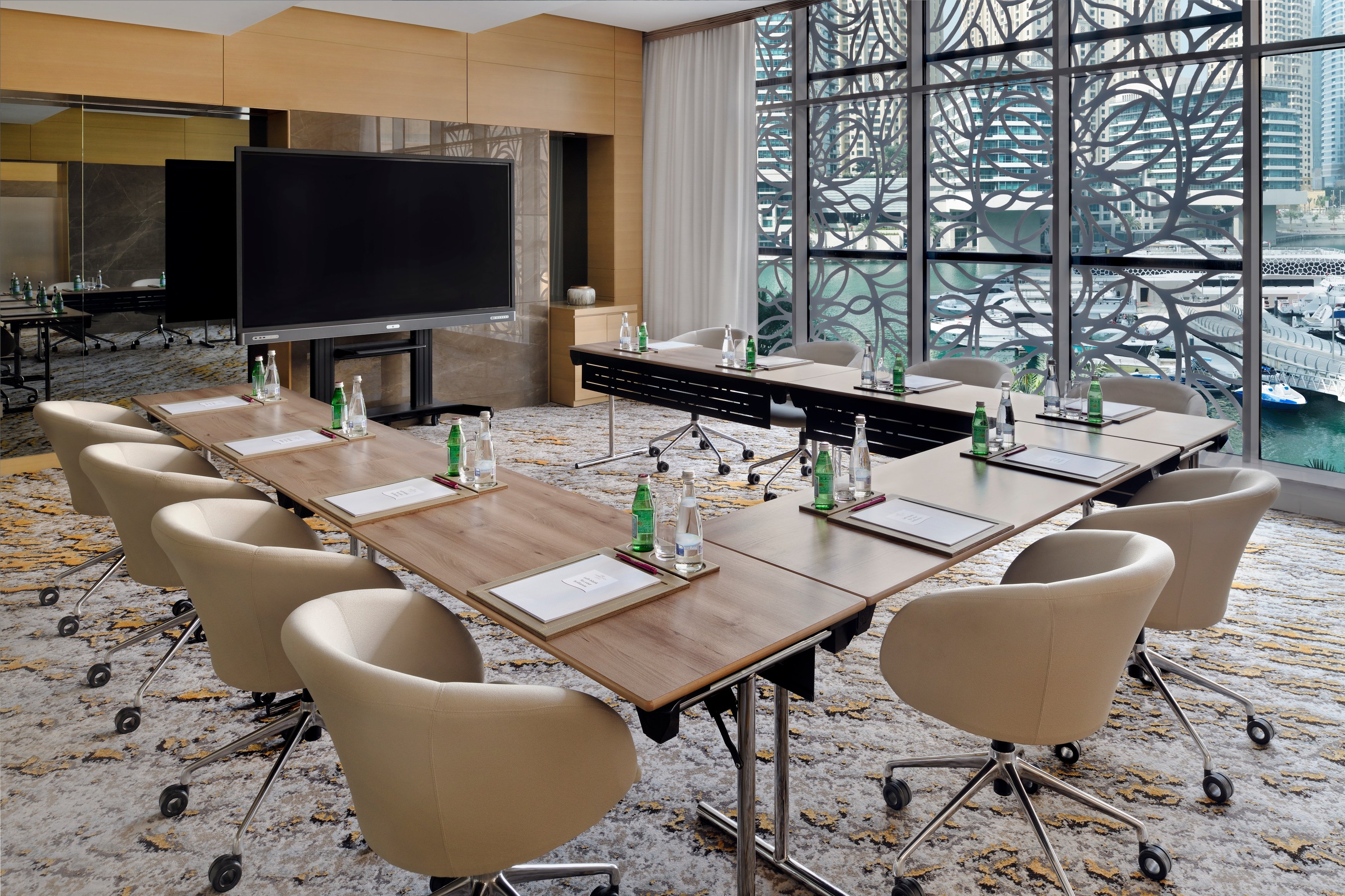 Crowne Plaza Dubai Marina 64/78