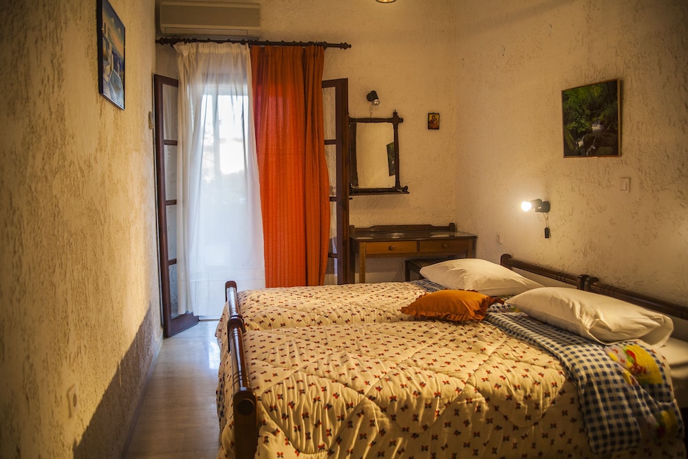 Filoxenia Villa photo5