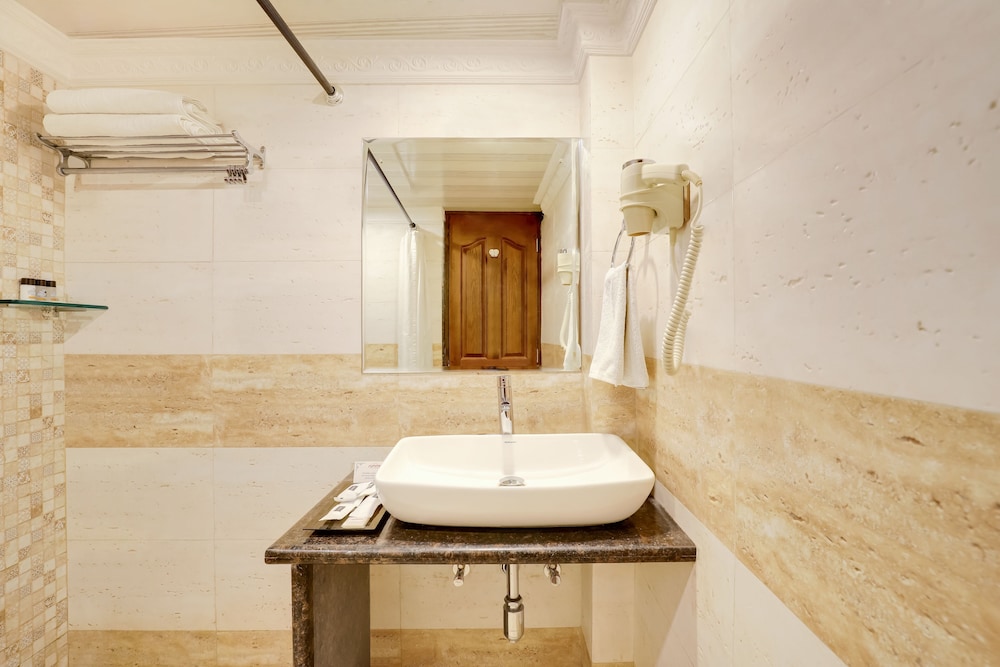 Summit Hermon Hotel & Spa 46/48