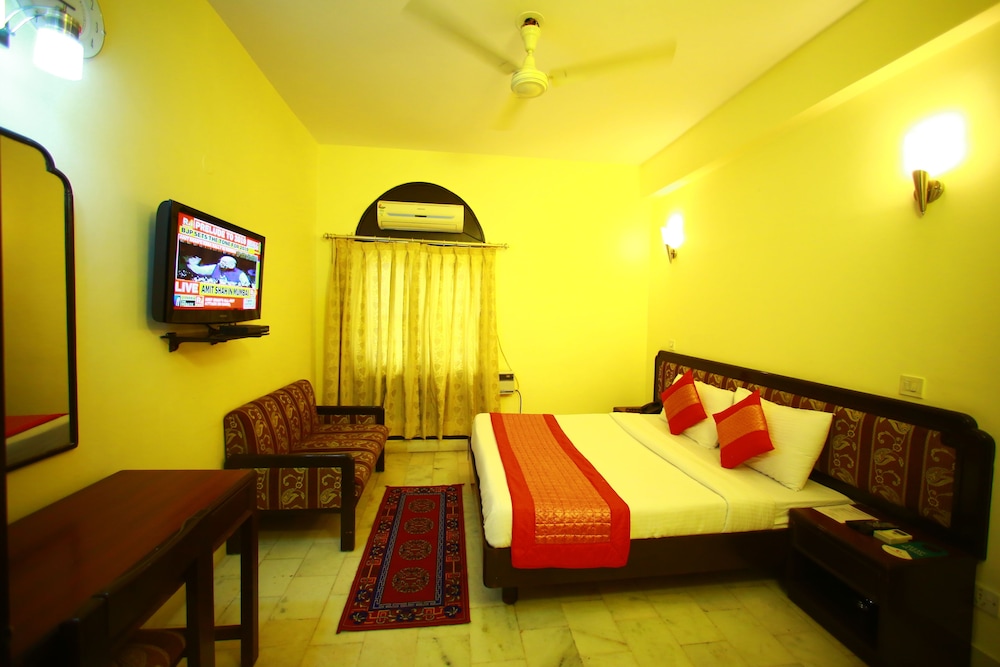 Sundeep Inn 22/46
