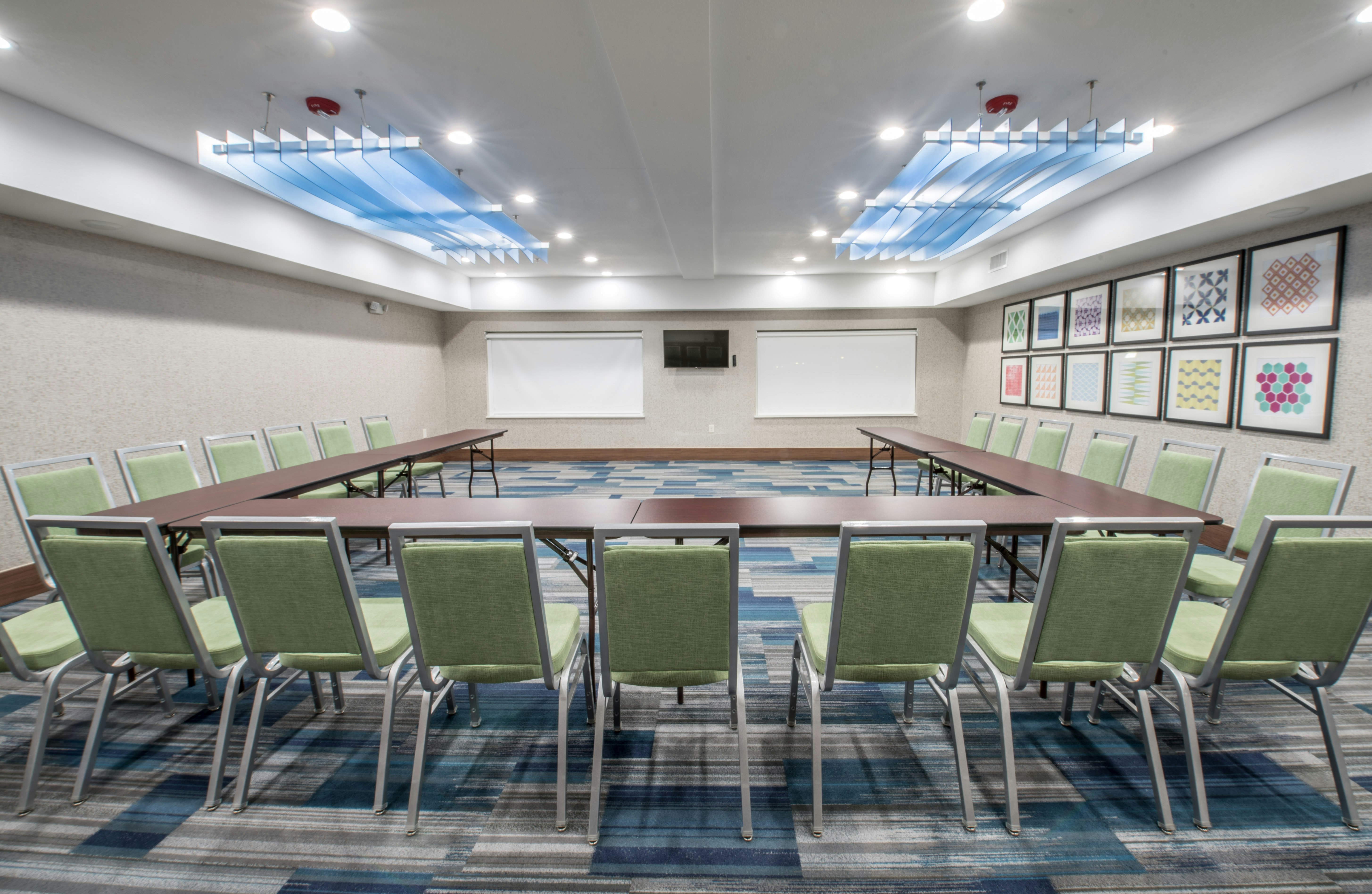 Holiday Inn Express and Suites Houston Westchase - Westheimer 54/59
