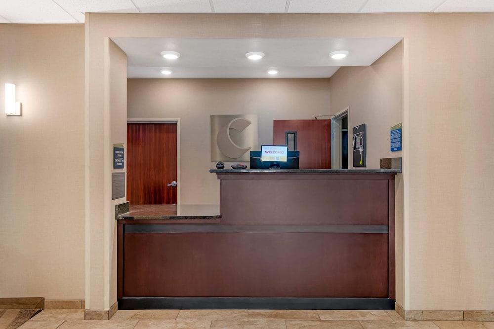 Comfort Inn & Suites Morgan - South Ogden 11/63