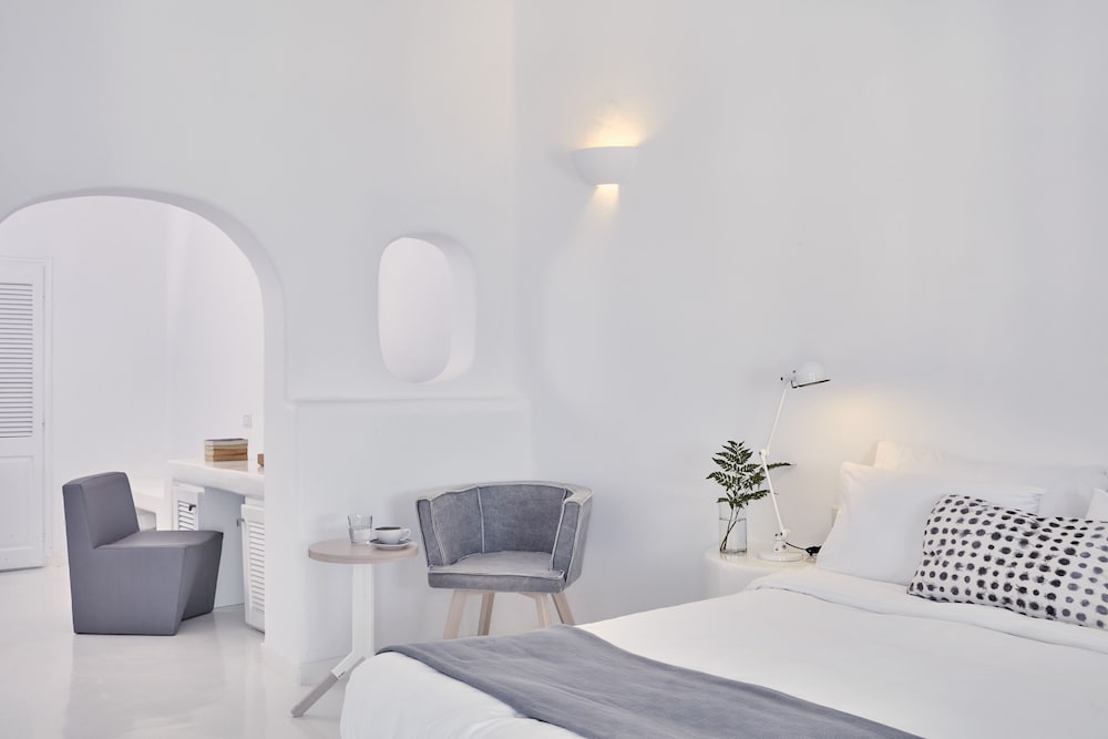 DELUXE, SUITE, SEA VIEW