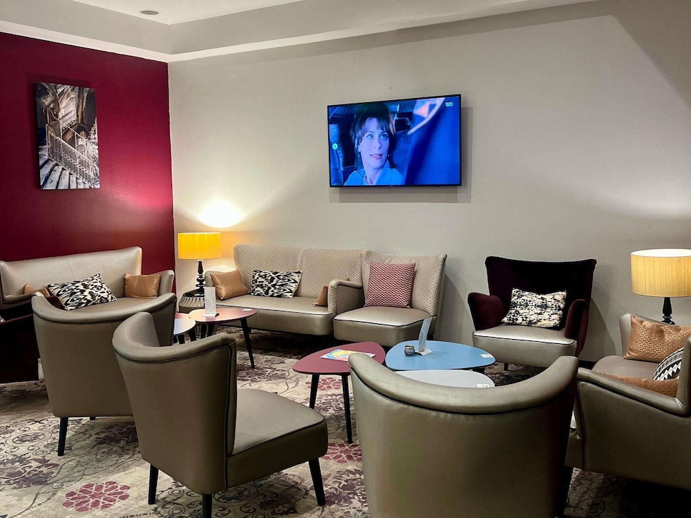 Mercure Angers Centre Gare Hotel 45/72