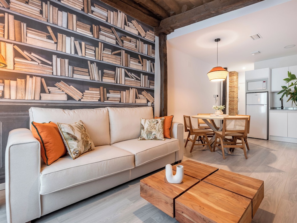 APARTAMENTOS PUERTA ELVIRA SUITES 3000 27/46