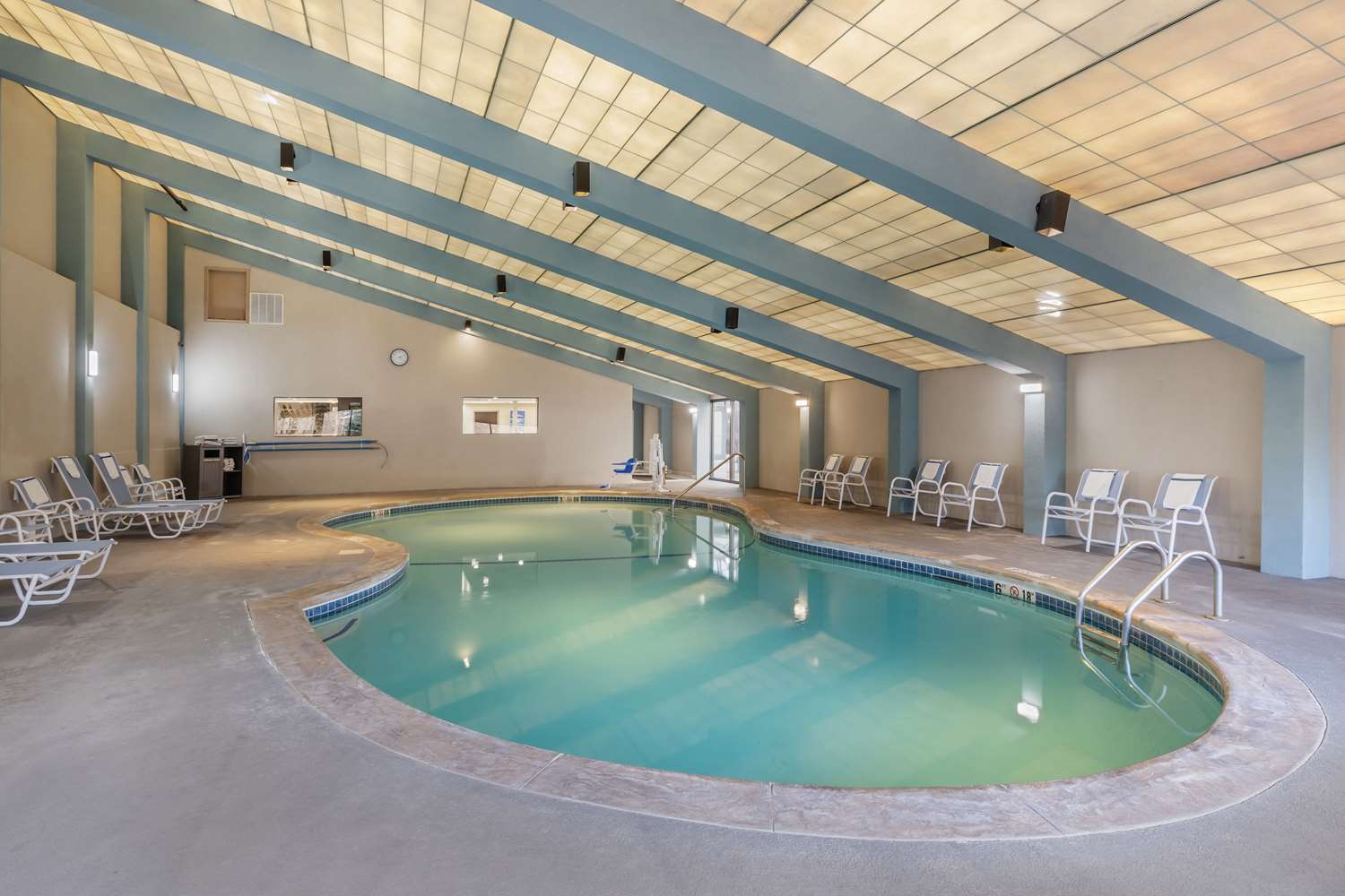 Best Western Plus New Englander 9/20