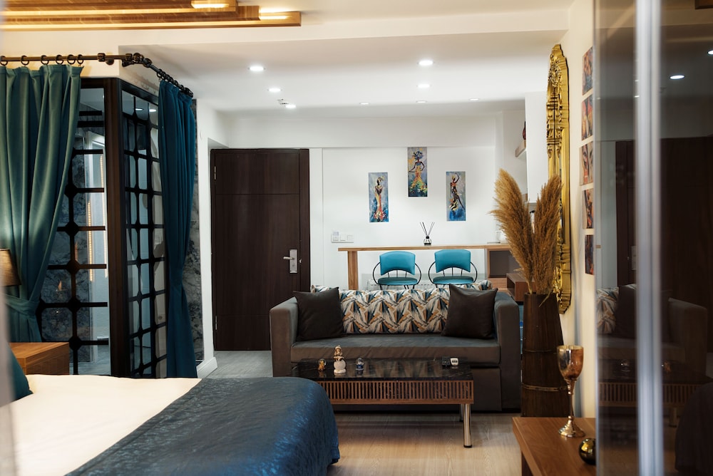 Taksim Yazici Residence 50/68