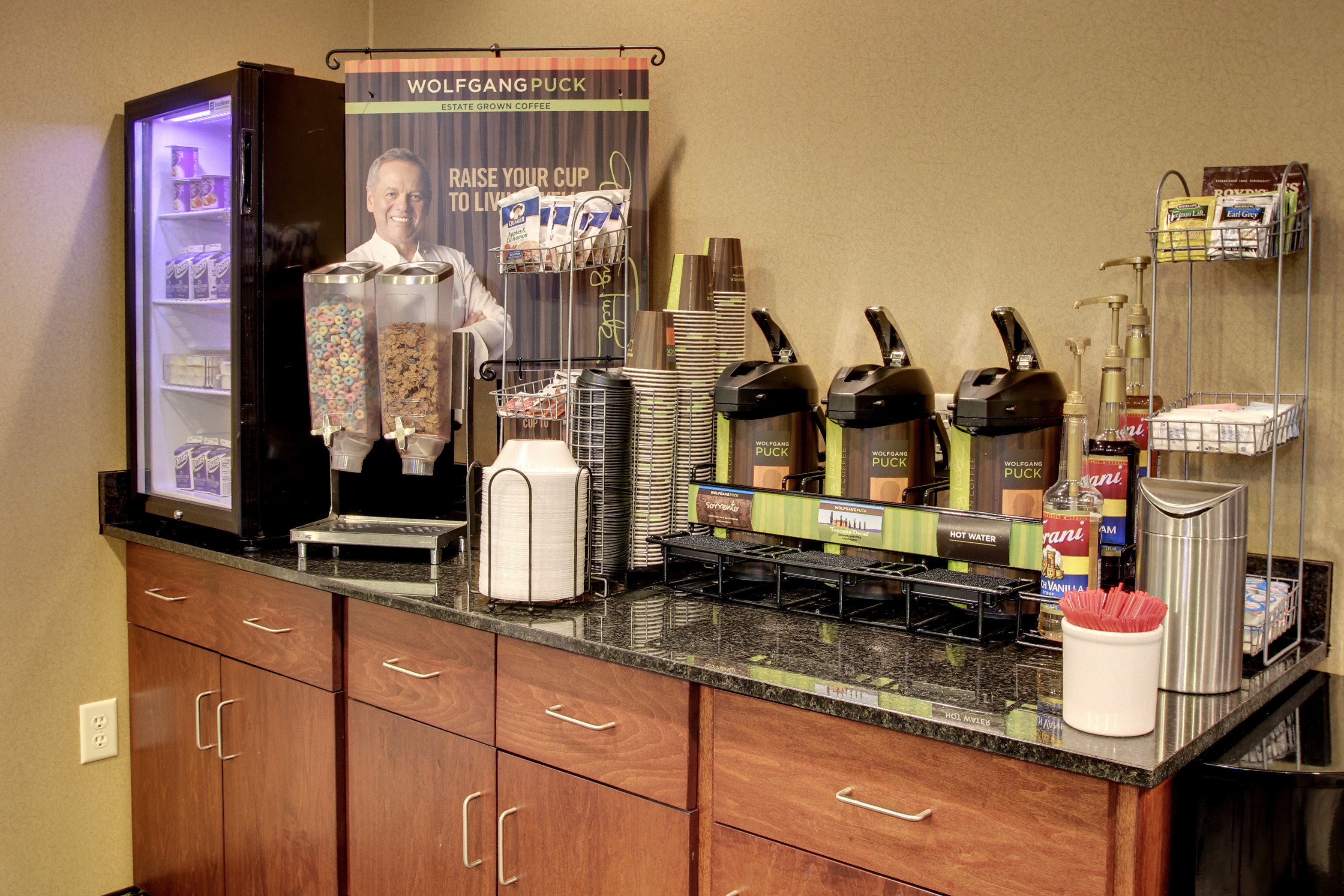 Cobblestone Hotel Suites Newton Il 30/57