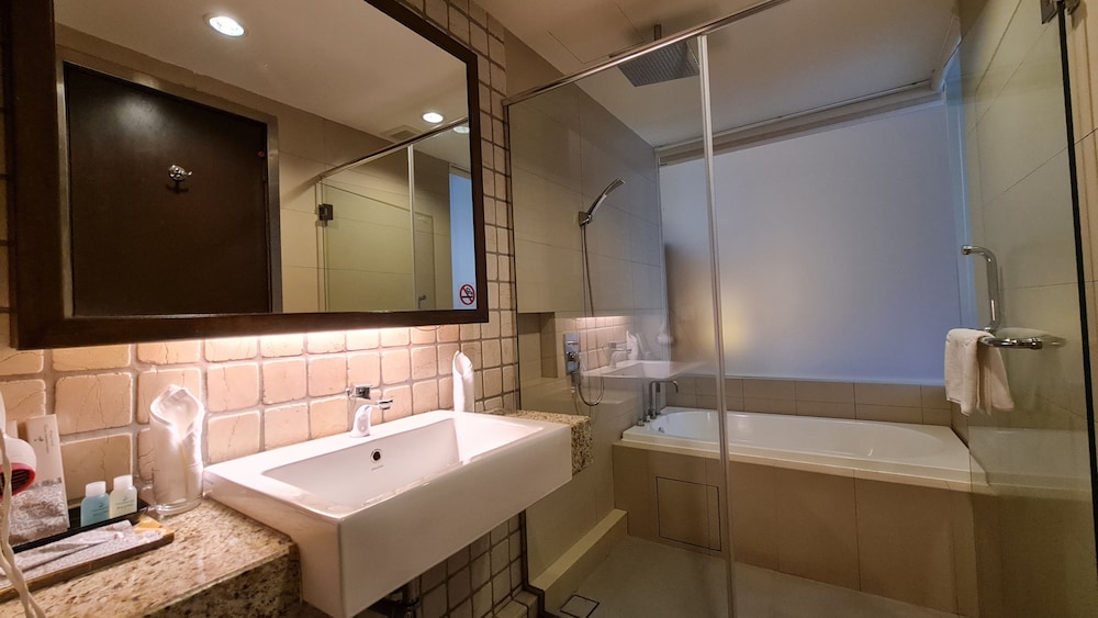 Garden Suite, King Bed، Swan Garden Hotel 9/10
