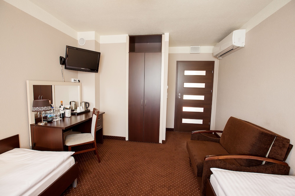 Hotel Diament Spodek Katowice 12/28