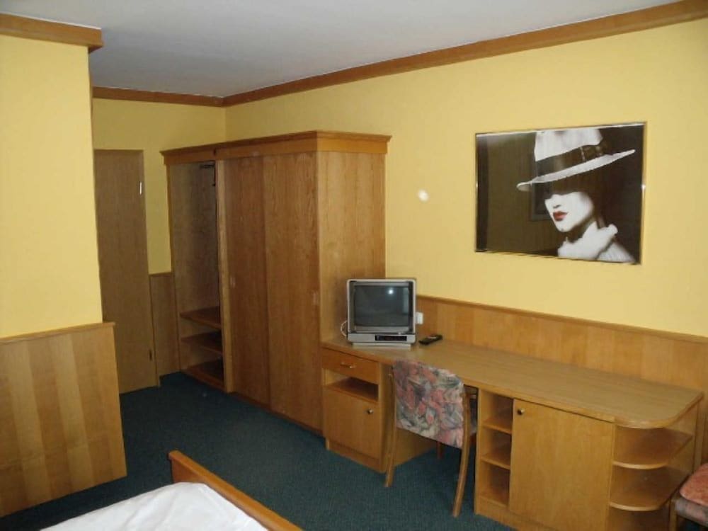 Ferien vom Ich, Bayerischer Wald, Hotel and Restaurant 25/38