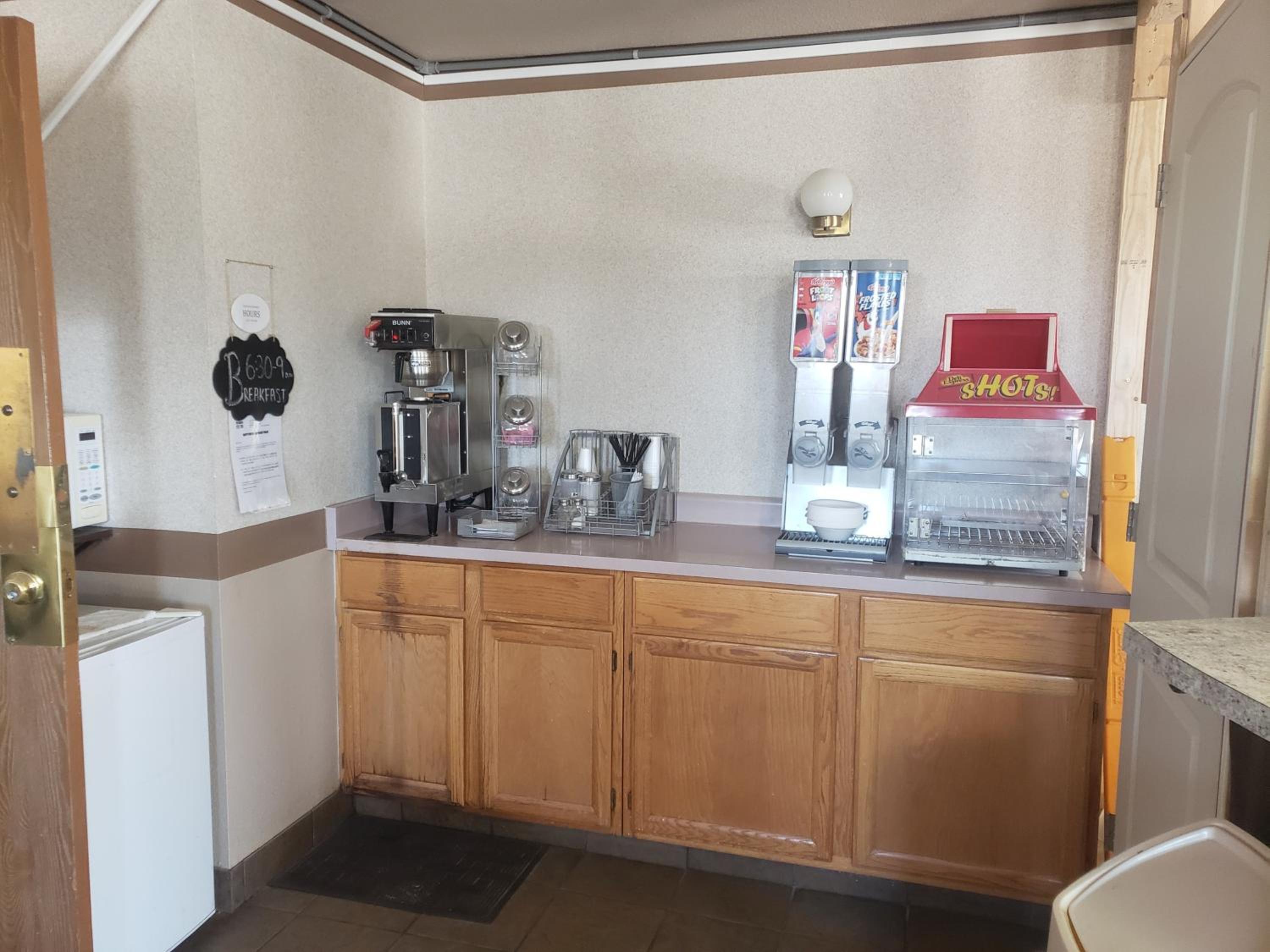 Americas Best Value Inn Burlington 3/62
