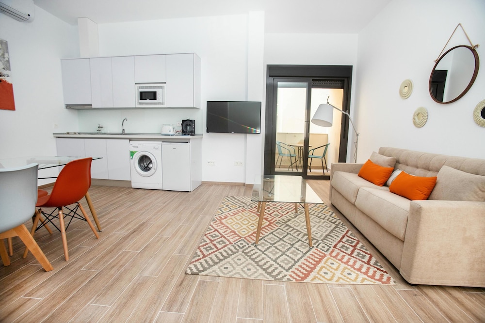 Feelathome Martires Apartments 45/74
