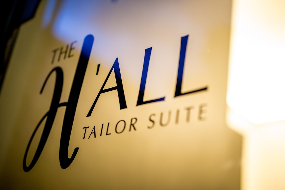 THE H'ALL TAILOR SUITE ROMA 38/65