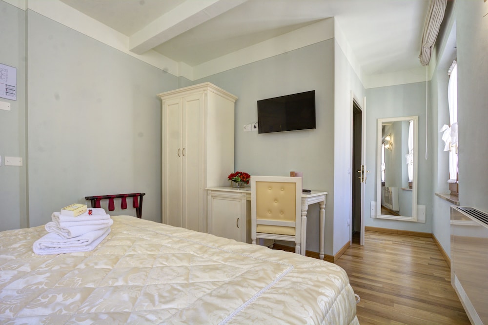 Hotel Volterra In 21/65