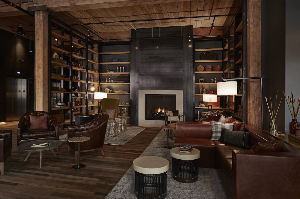 Hewing Hotel 48/81
