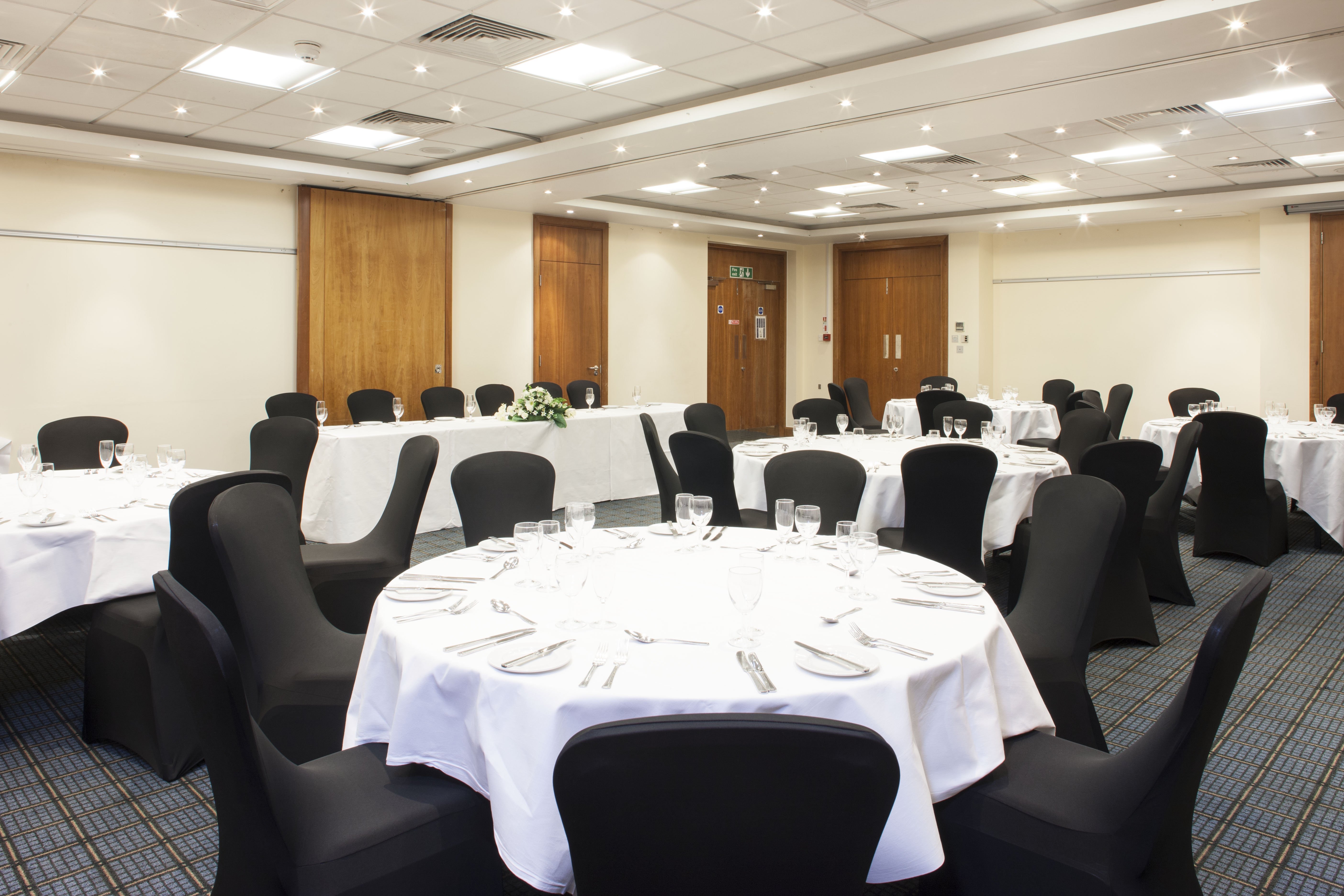 Holiday Inn Rochester Chatham an IHG Hotel 71/79