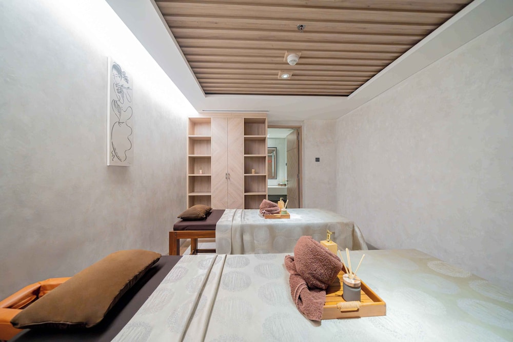 Harris Suites Puri Mansion 22/50