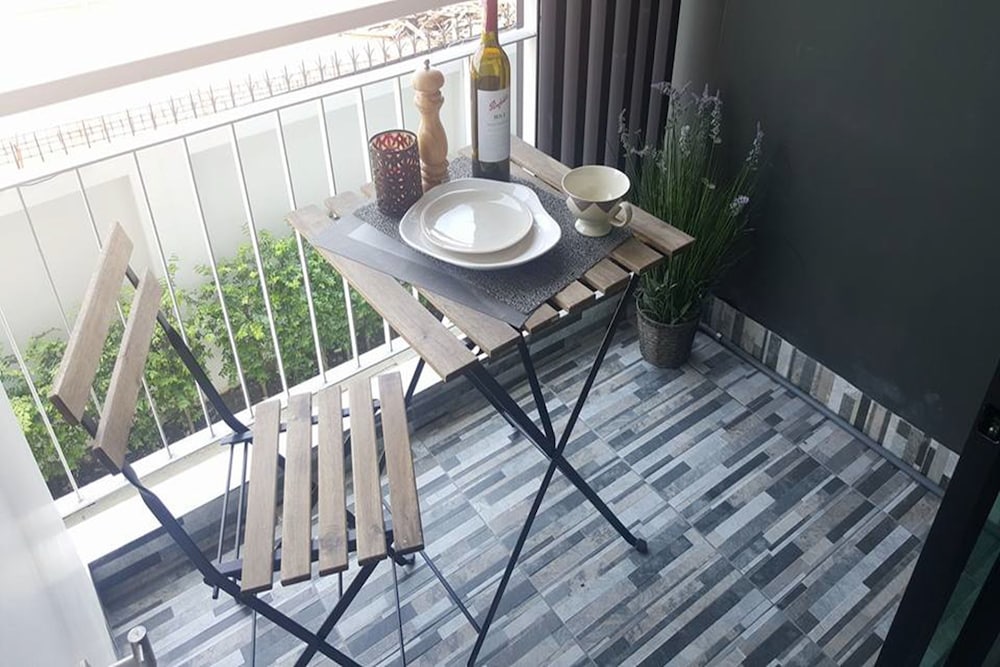 JK Living Hotel and Service Apartment 49/67