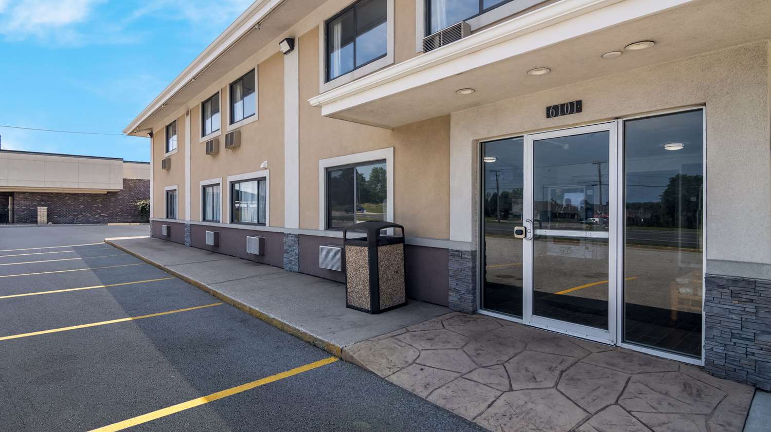 Suburban Studios Portage, IN 7/10