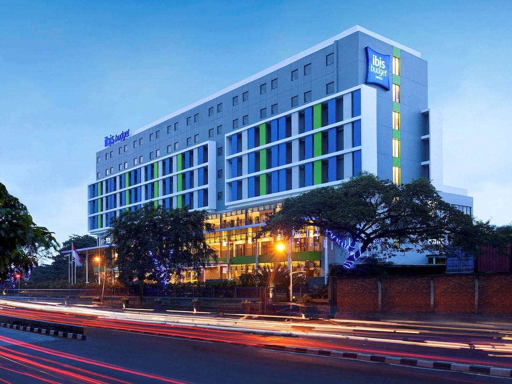 Mercure Jakarta Grogol 1/56