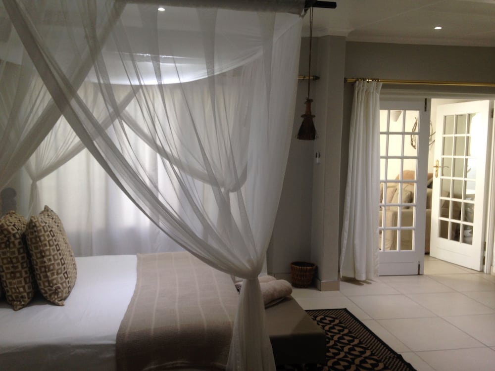 St. Lucia Kingfisher Lodge 23/32