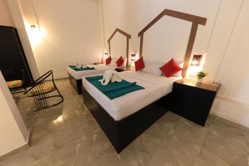 Sundaras Resort 34/50