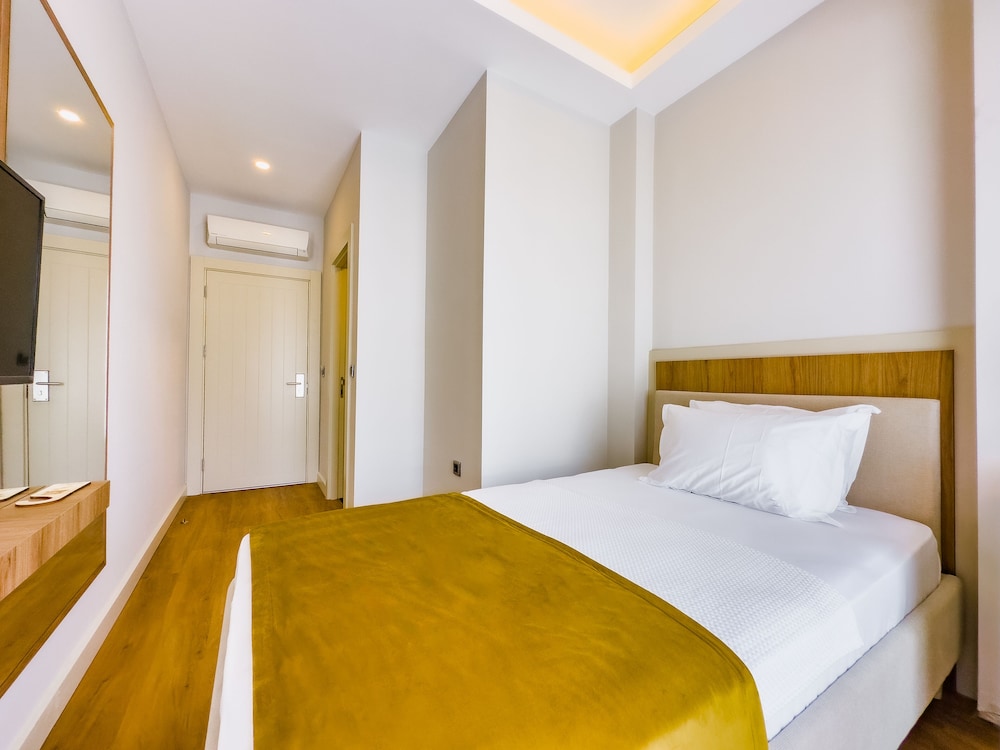 Dedeoglu Hotel 8/50