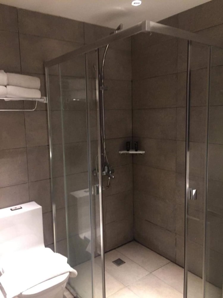 City Park Hotel Manila 7/69