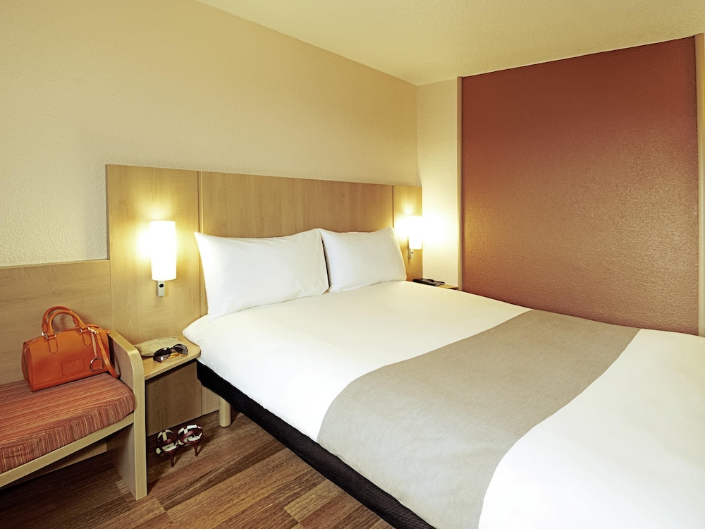Ibis Braga 23/54