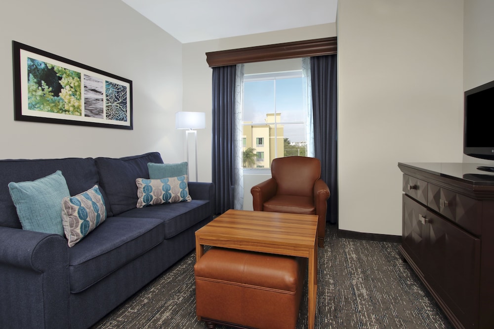 HOMEWOOD SUITES BY HILTON MIAMI - AIRPORT WEST 24/40