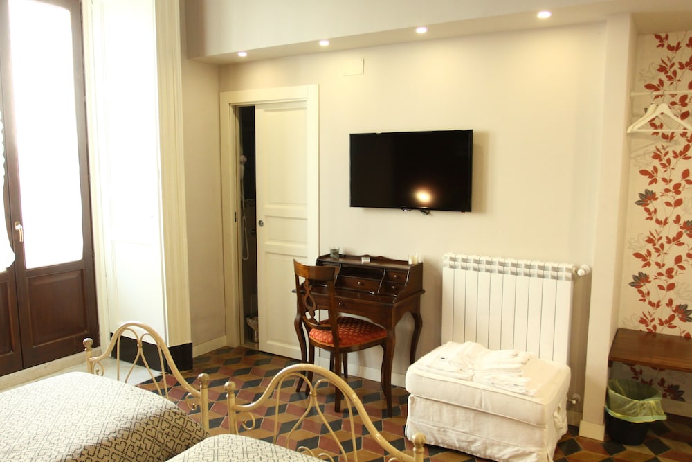 B&B Suite Cutelli 38/50