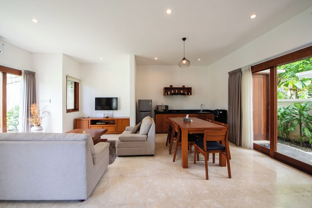 Bali Ayu Hotel And Villas 54/75