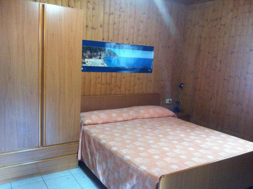 VILLAGGIO VIOLA 19/50
