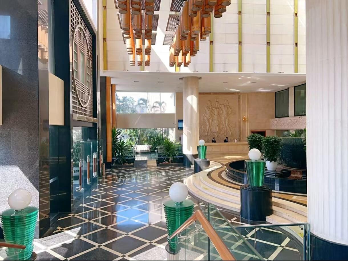 Jinghong International Business Hotel 16/68