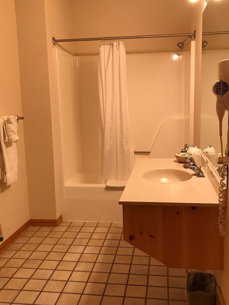 Mountain Lake Lodge 30/68